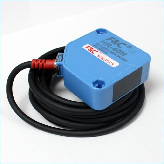 Bộ cảm biến quang điện phản quang 12Volt 4 dây PNP Diffuse Square Sensor.jpg